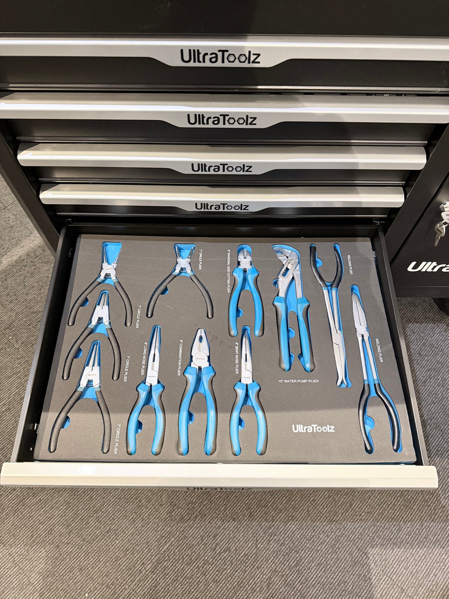 ULTRATOOLZ 7 XXXL VERKTØYVOGN INKLUDERT BATTERI VERKTØY