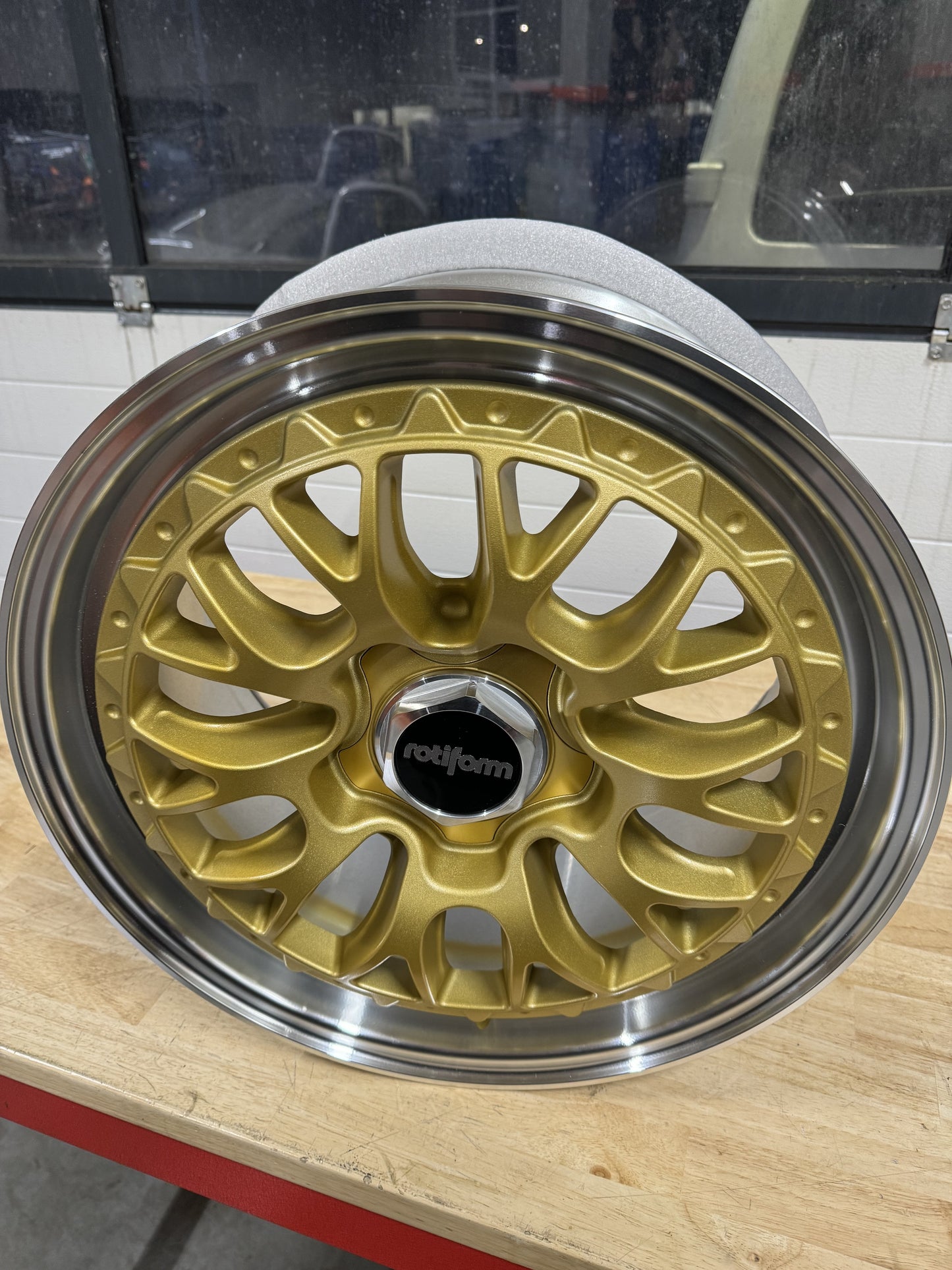 Rotiform LSR R156 18x8,5" Felger x 4