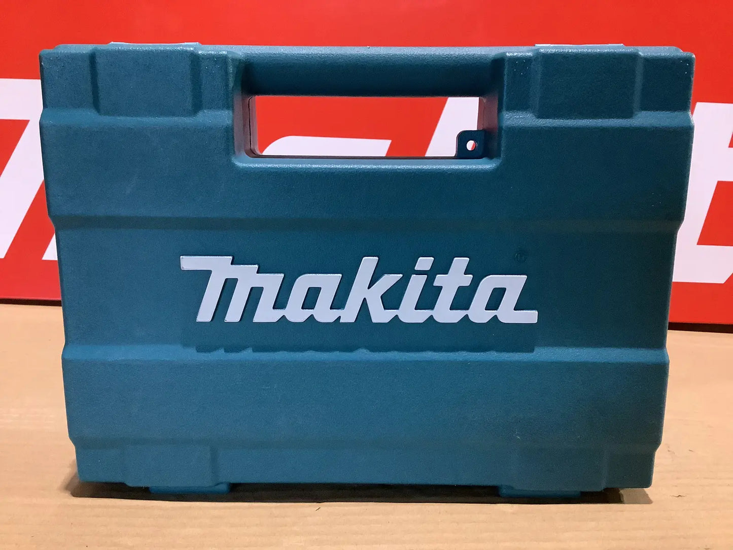 Makita tilbehørs sett . Bits, borr og div.