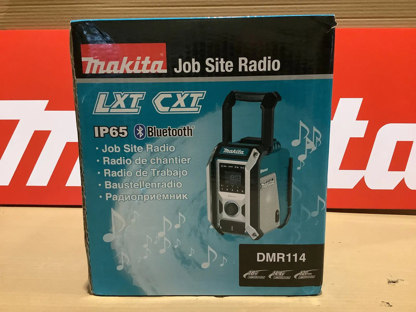 Makita DMR114
