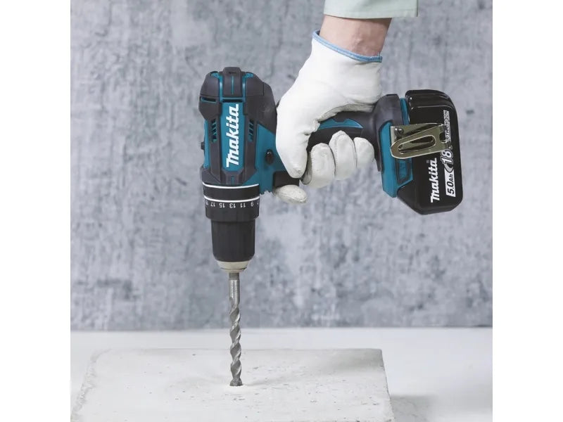 Makita DHP482RFX9 18V 3.0Ah med tilbehør