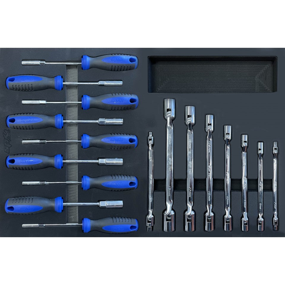 (M) - SOCKET SCREWDRIVERS & HINGED SOCKET WRENCHES - 17PC