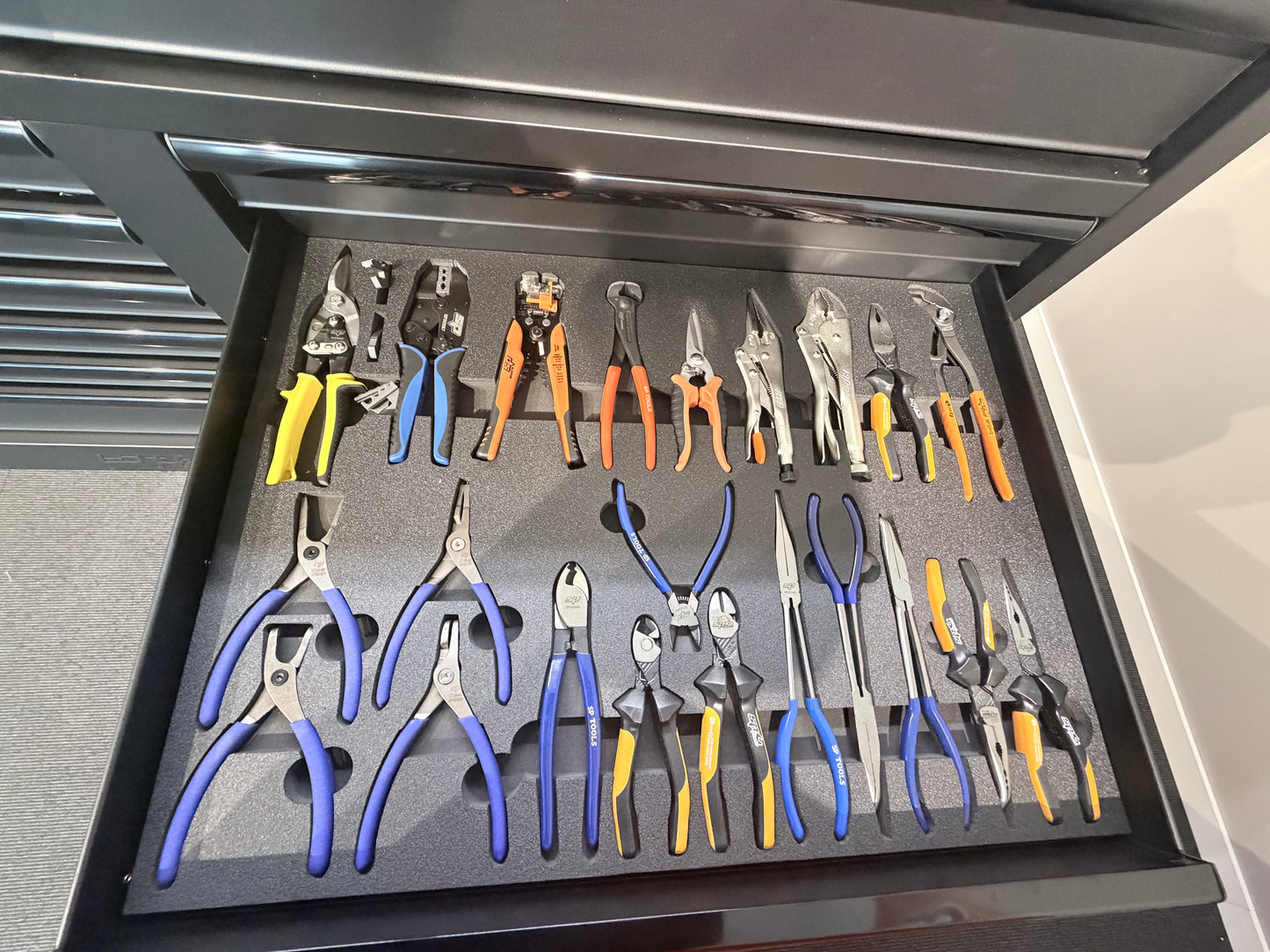Sptools Workshop series innredning full av verktøy